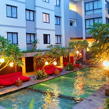 Savvoya Hotel Seminyak Exteriör bild