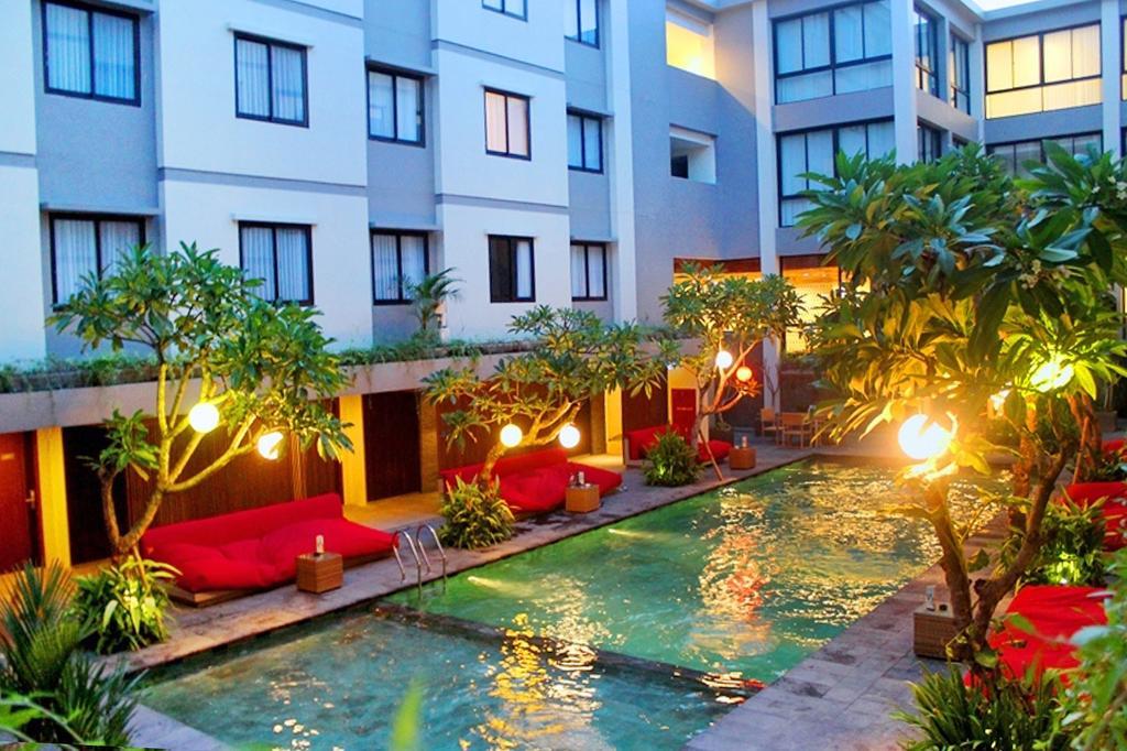 Savvoya Hotel Seminyak Exteriör bild