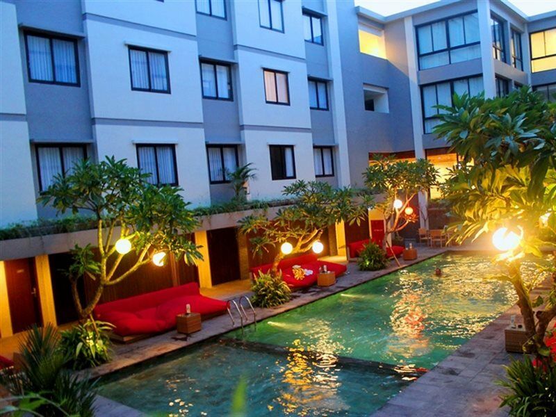 Savvoya Hotel Seminyak Exteriör bild